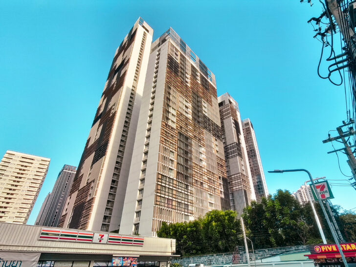 Park Origin Phrom Phong