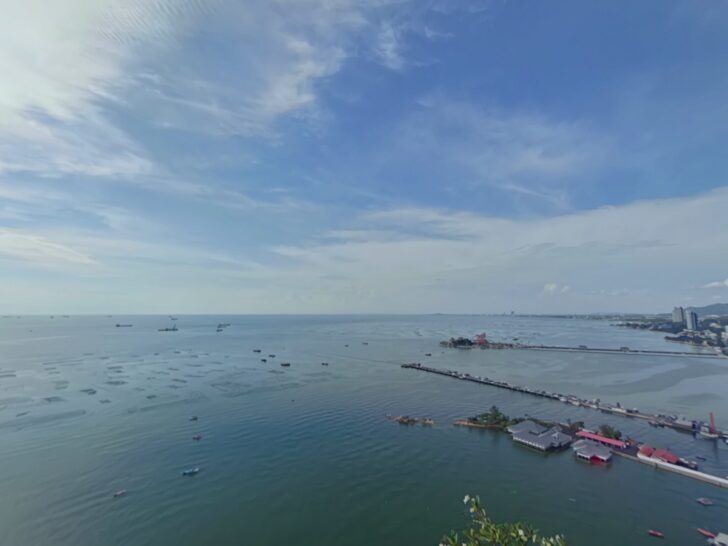 Marina Bayfront Sriracha