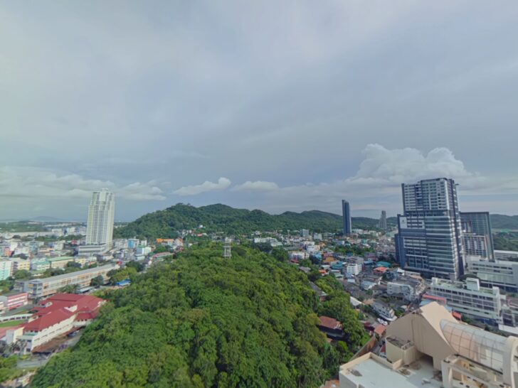 Marina Bayfront Sriracha