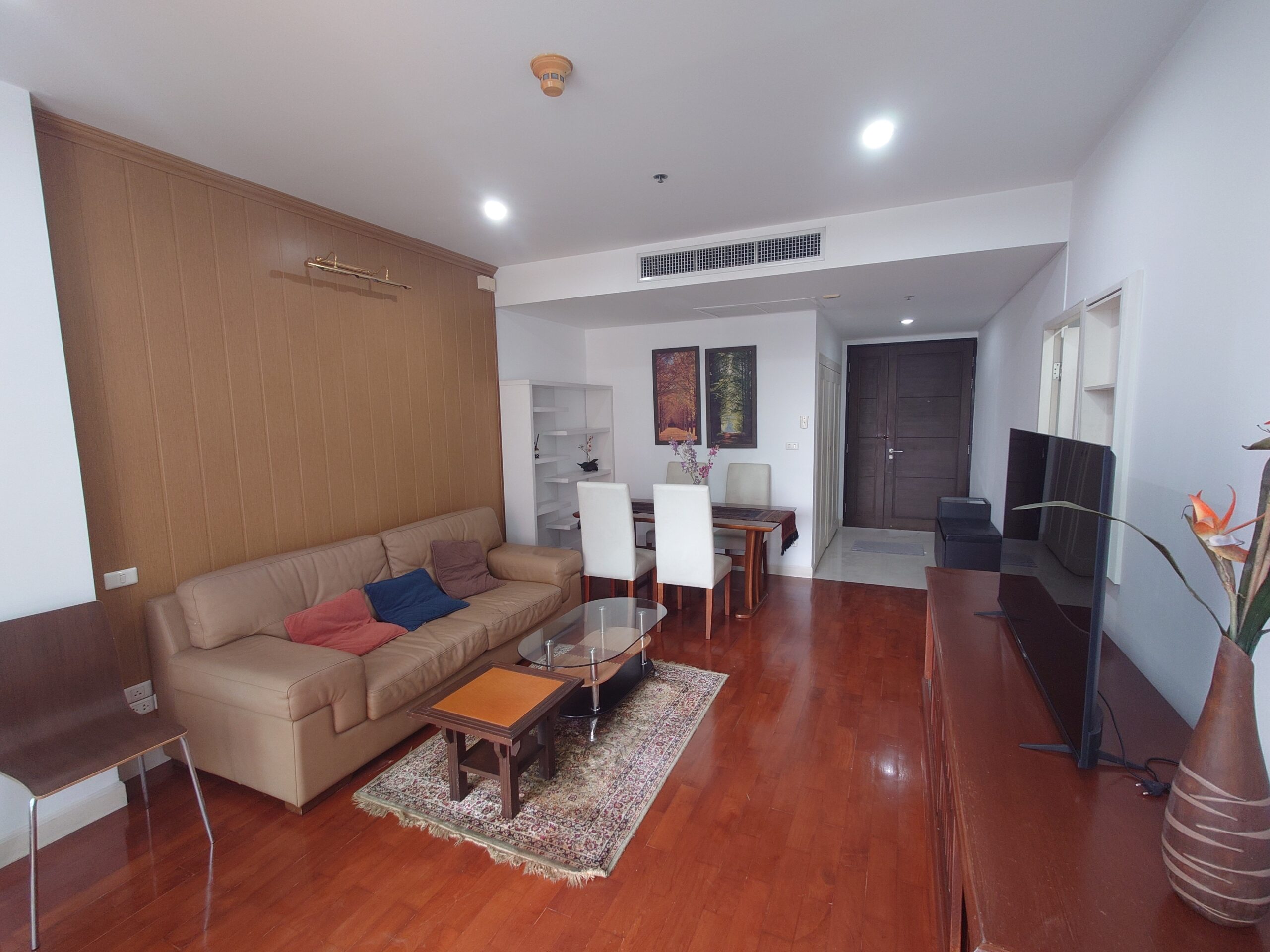 Siri Residence