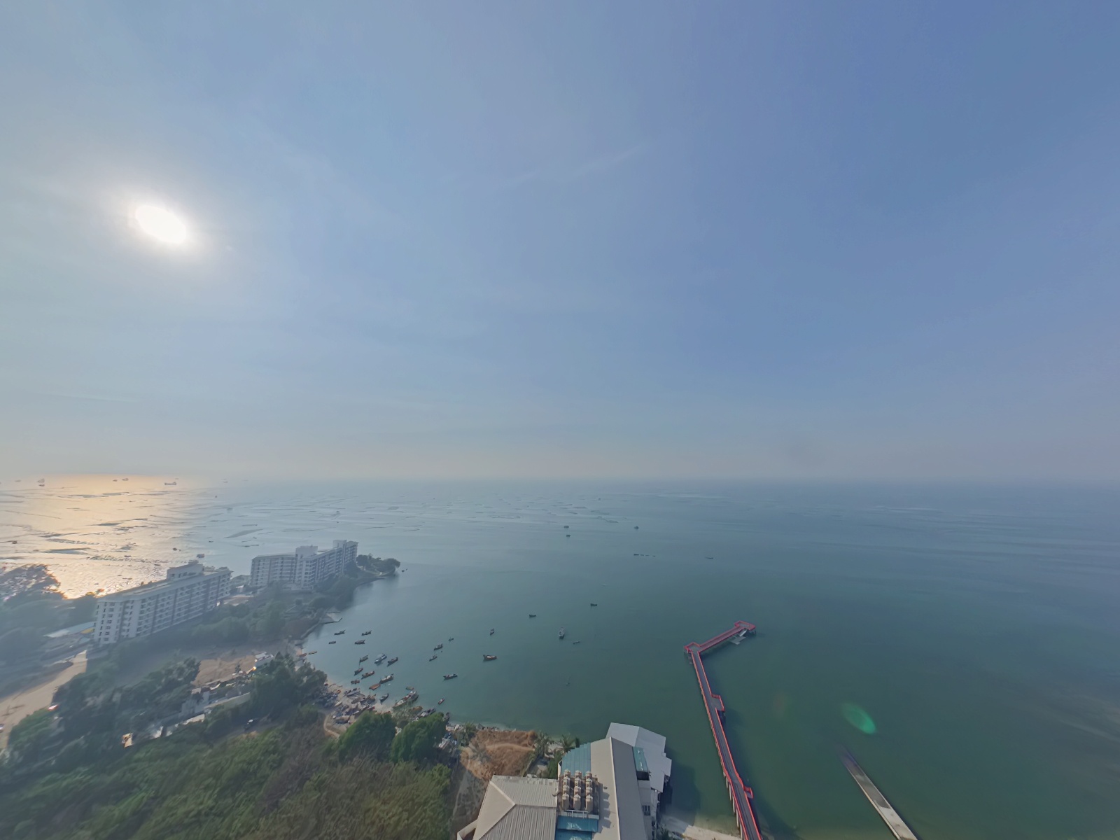 Yuu Residence Sriracha