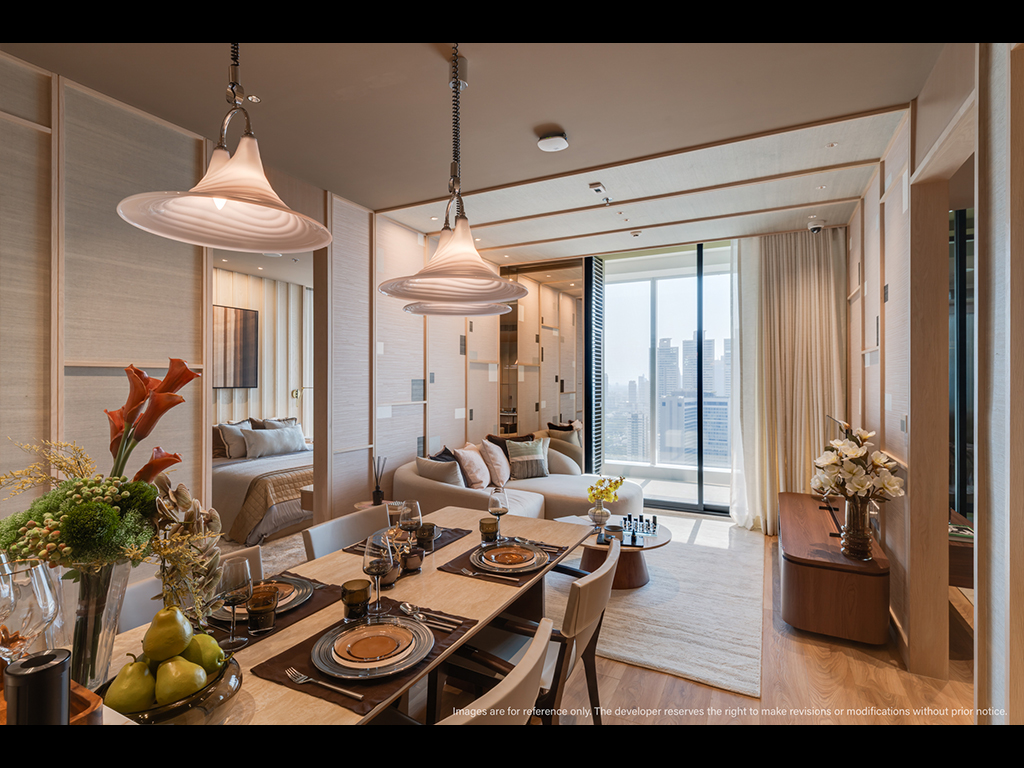 Noble Emmerse Phrom Phong