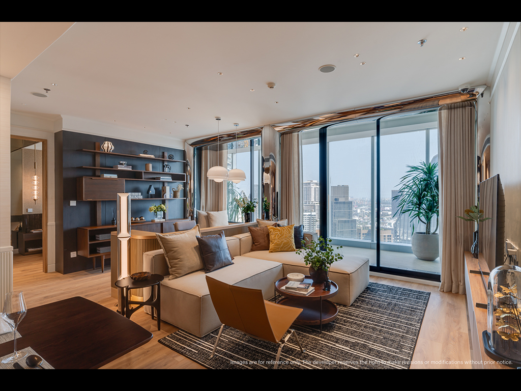 Noble Emmerse Phrom Phong