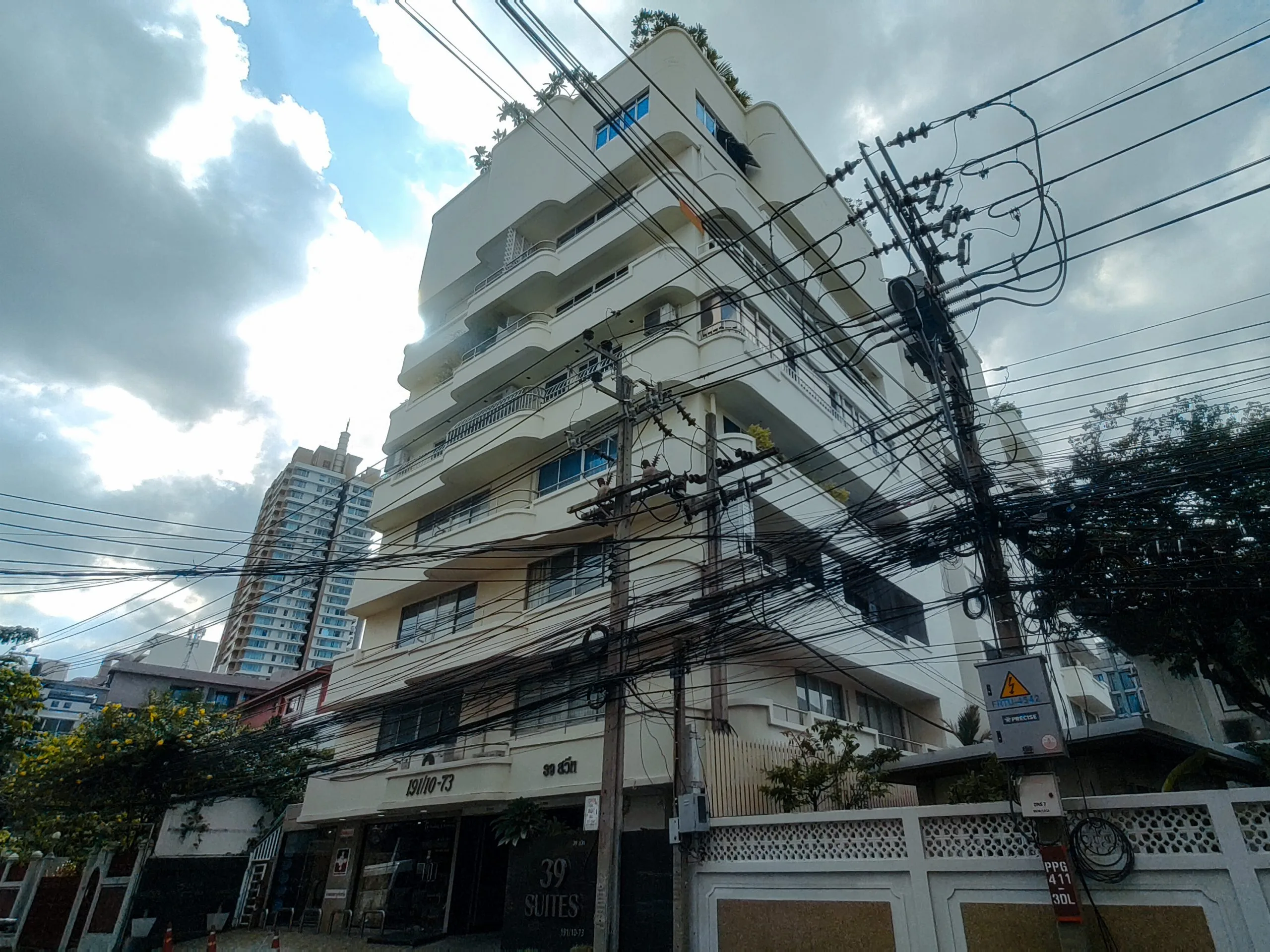 39 Suites