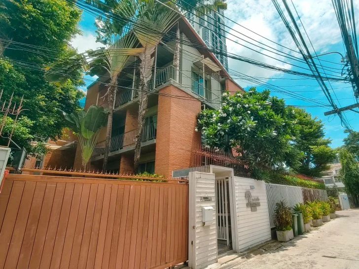 Baan Rom Yen