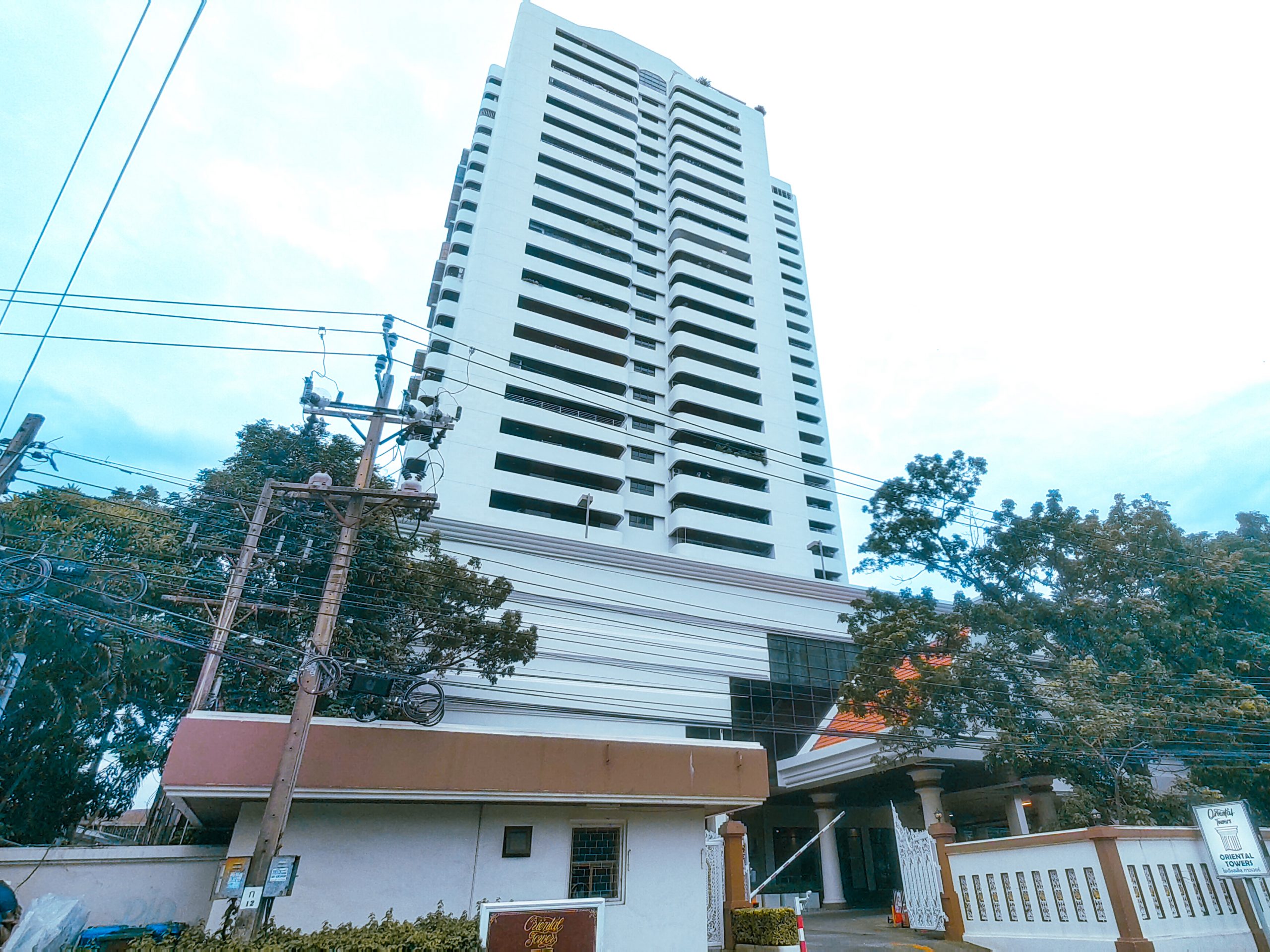 Oriental Towers