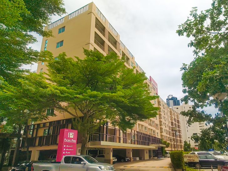 Pacific Park Hotel & Residence (Residence Side)