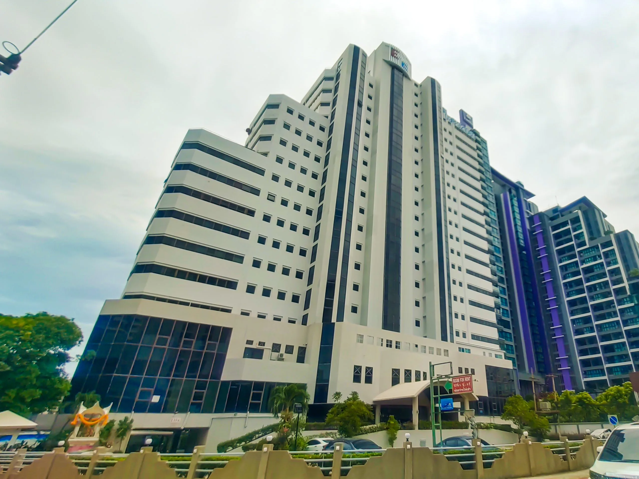 Eastern Tower Condominium