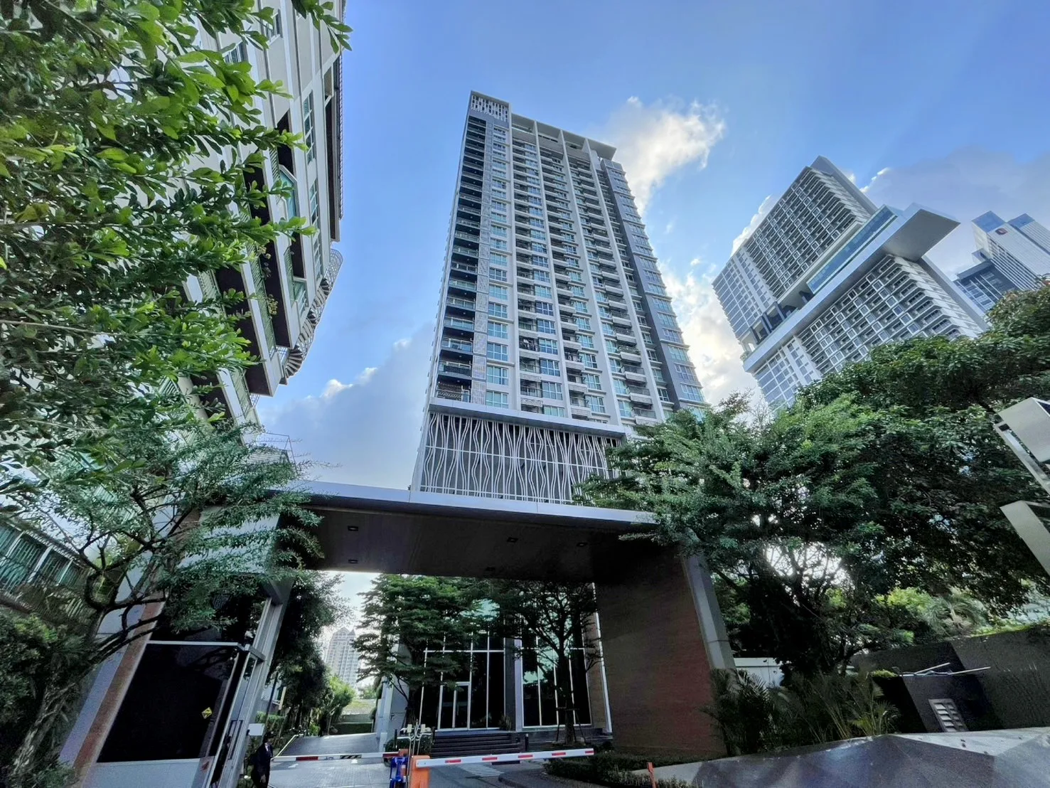 Rhythm Sathorn - Narathiwas