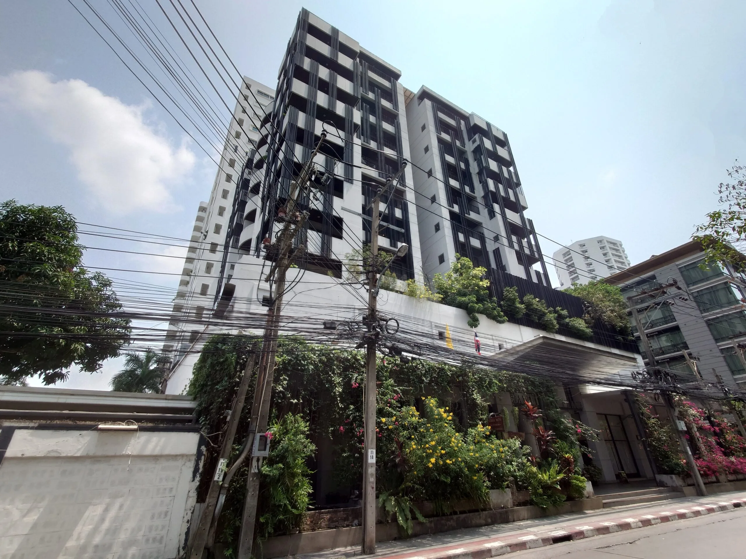 Taweewan Place
