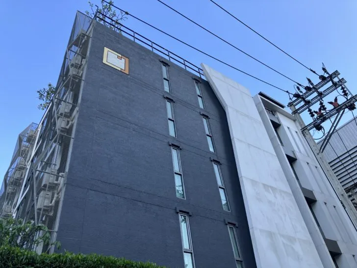 Q Suites 46