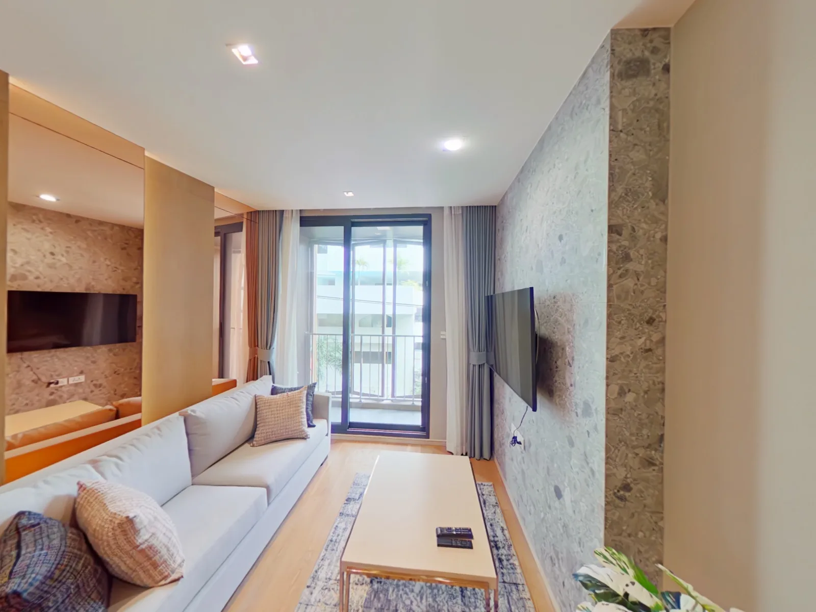 111 Luxury Residence