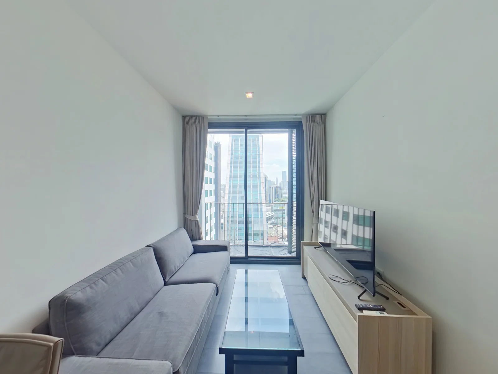 EDGE Sukhumvit 23