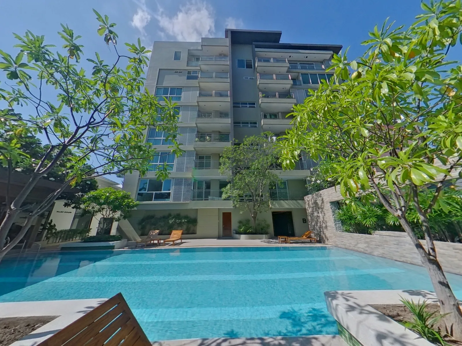 Richmond Hills Residence Thonglor 25