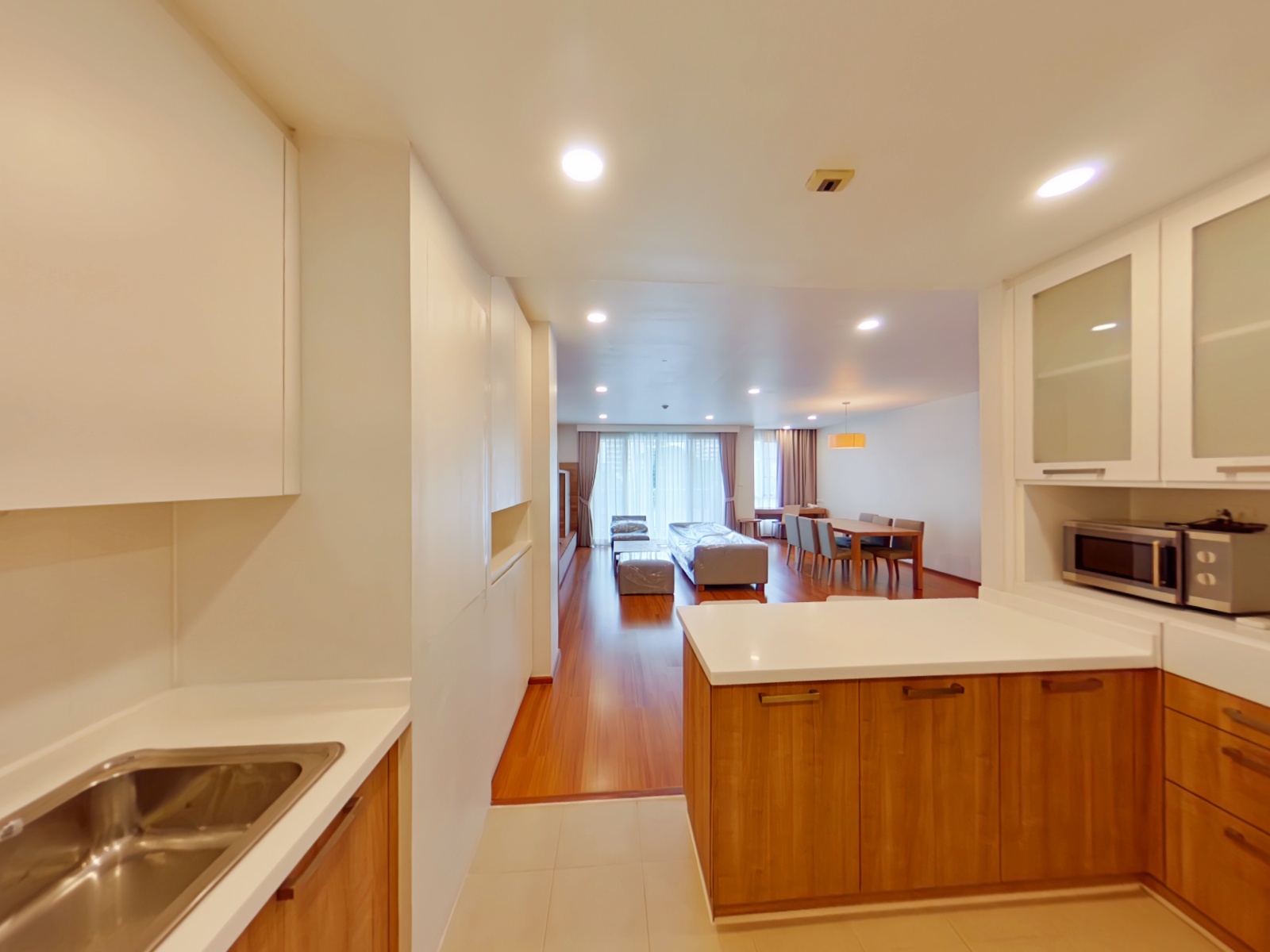 Thonglor 11 Residence 2BR