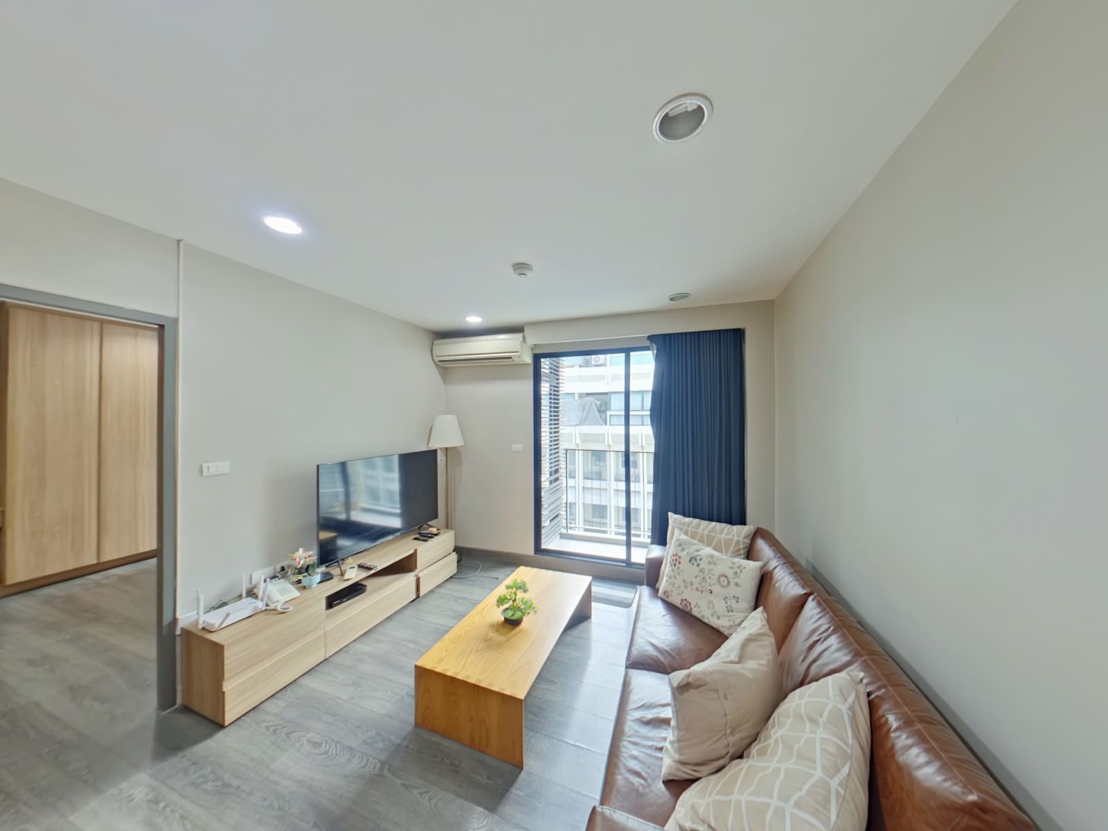 RENDE Sukhumvit 23 1BR