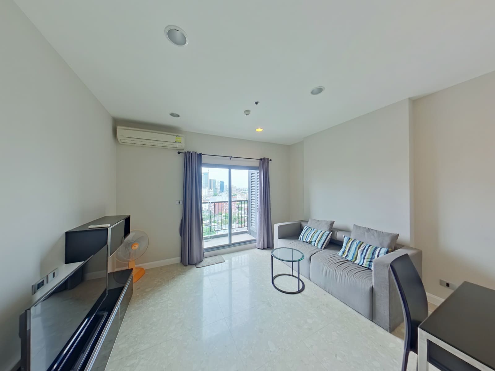 The Crest Sukhumvit 34 1BR
