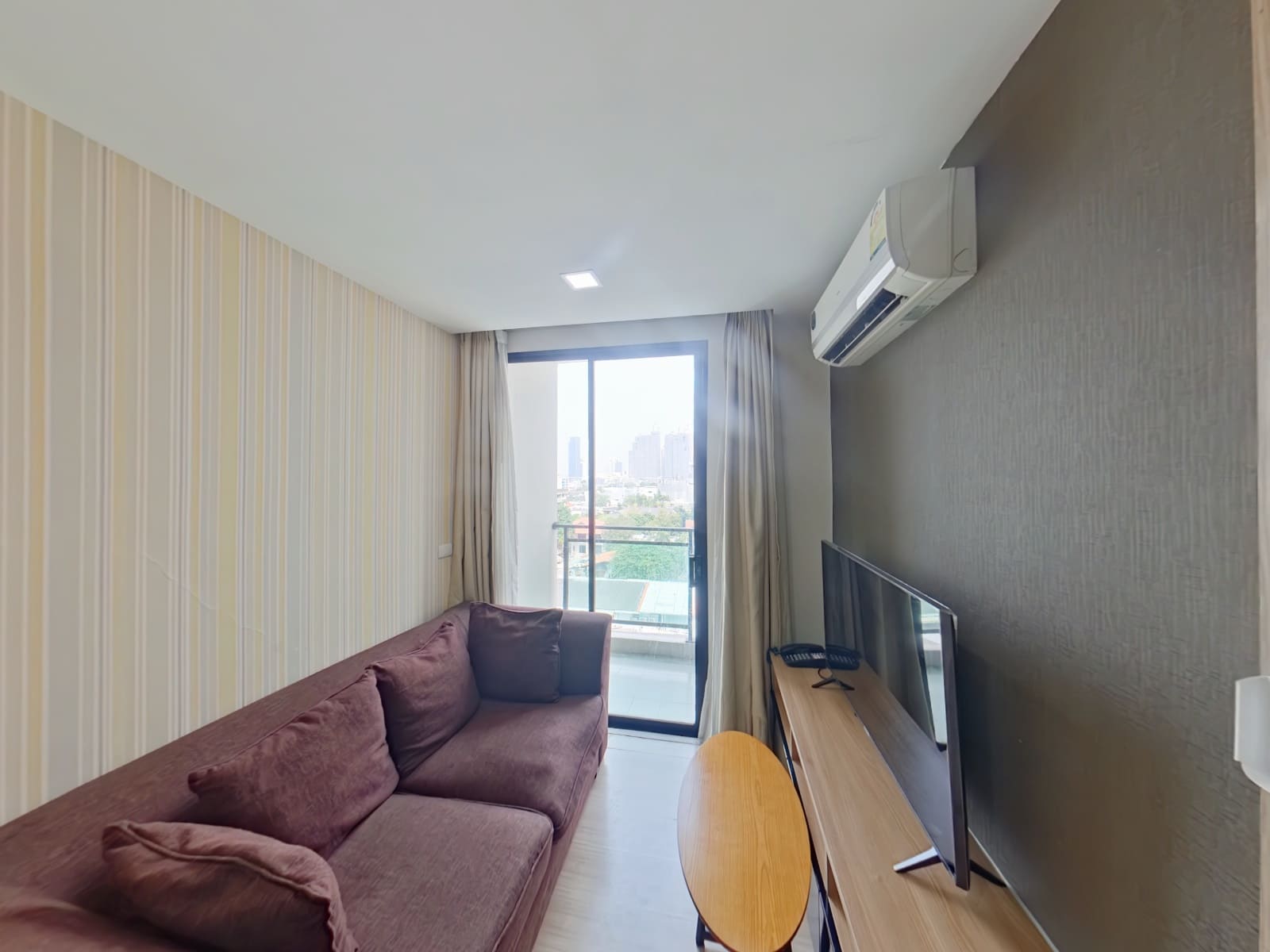 Ramada by Wyndham Bangkok Ten Ekamai Residences