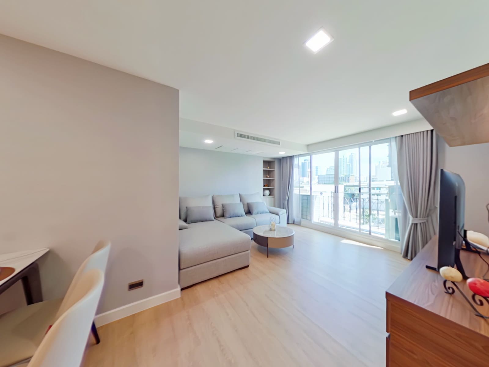 Kasturi Living Sukhumvit 34 2BR